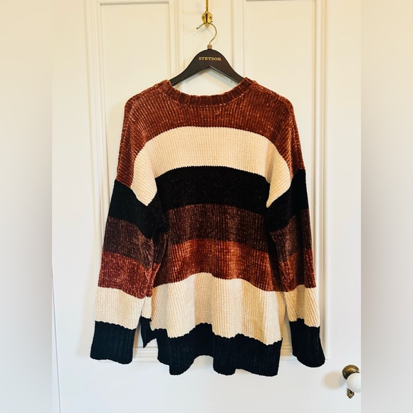 Show me your MUMU sweater!!! - Picture 4 of 4